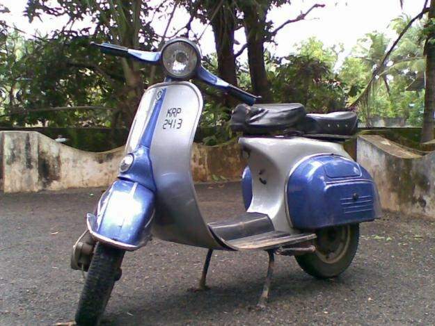 تصویر موتور Bajaj Vespa Bajaj (Chetak)