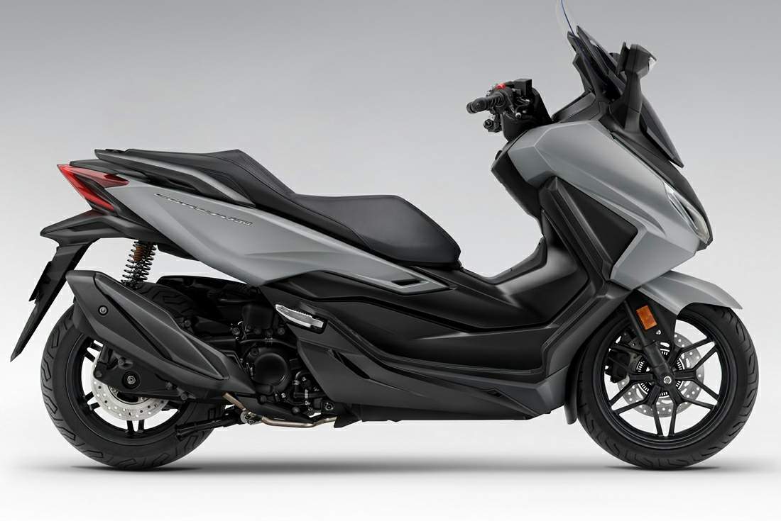 تصویر موتور Honda Forza 350