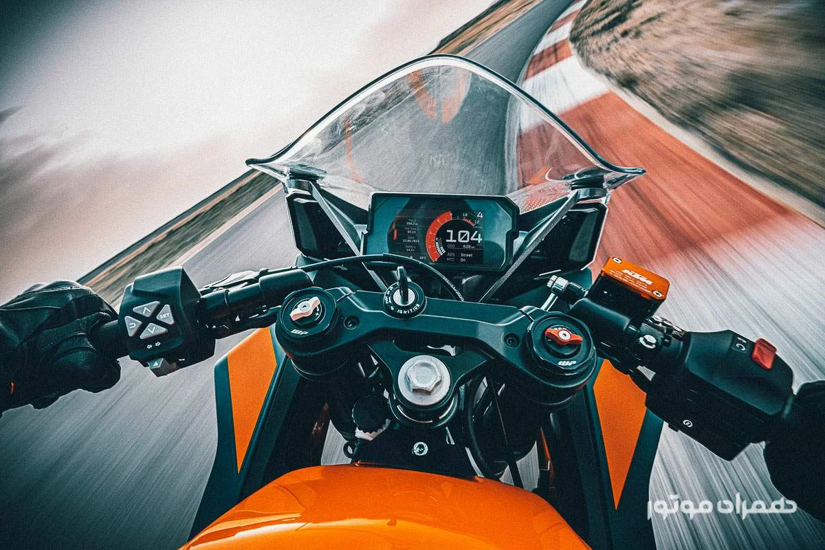 تصویر موتور KTM RC 200